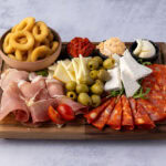 LIGA PUB plate